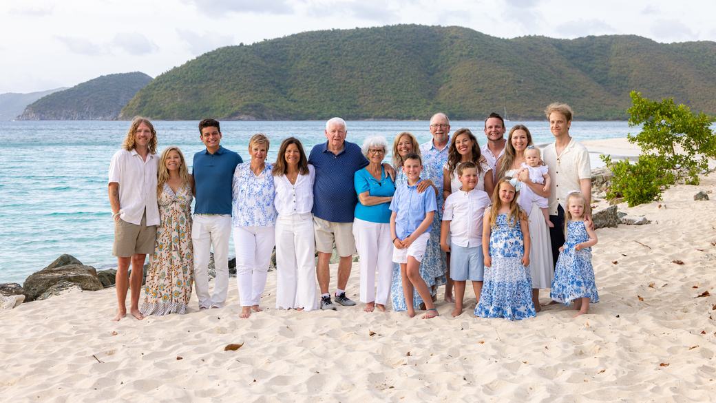 Extended family portrait on a St. John beach